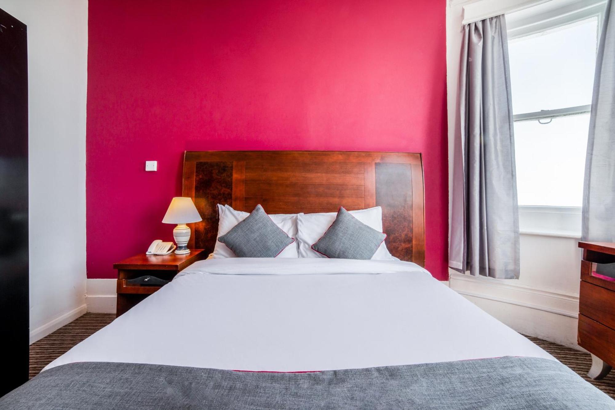 The Strand Hotel Истбурн Экстерьер фото