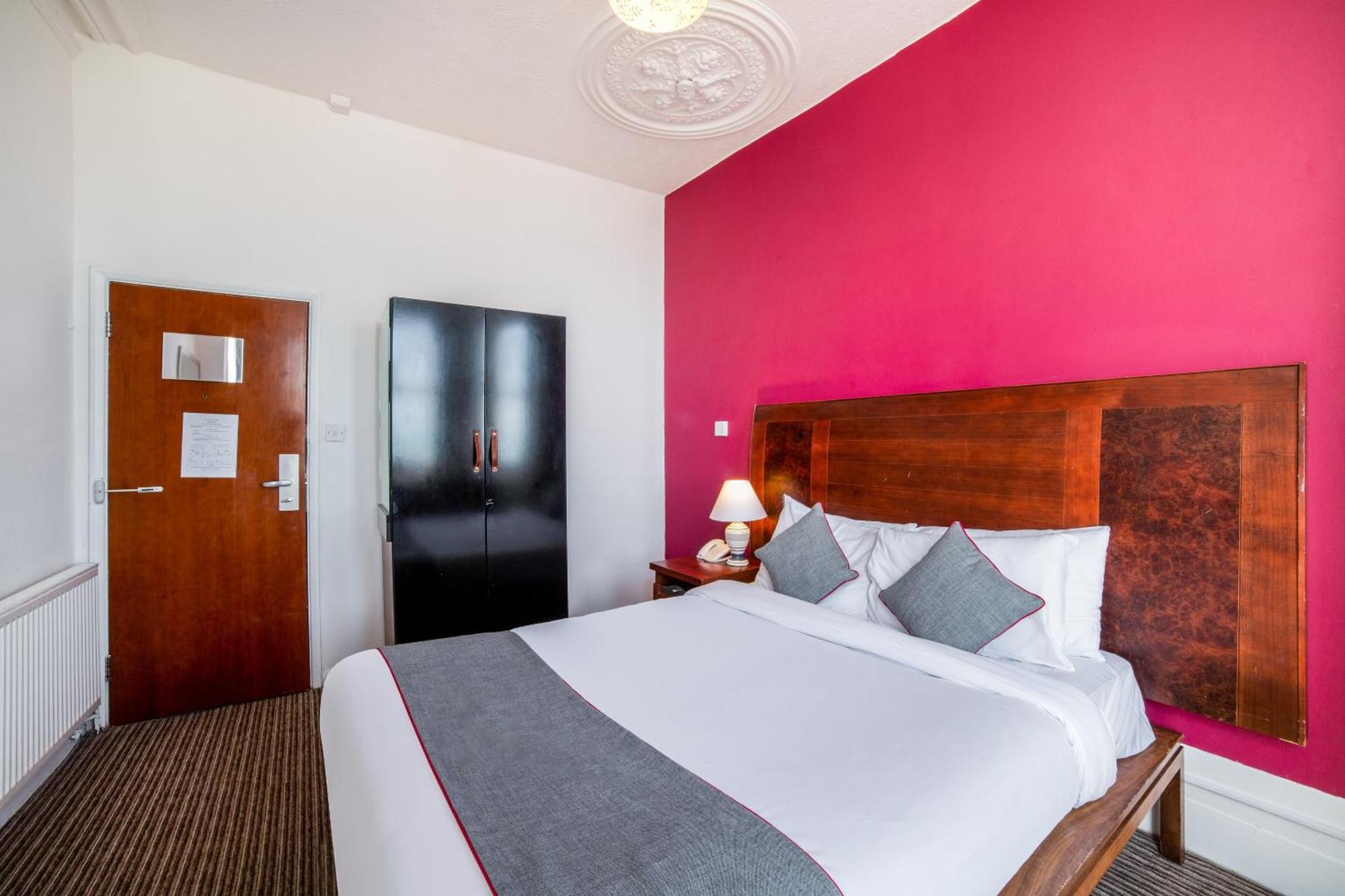The Strand Hotel Истбурн Экстерьер фото