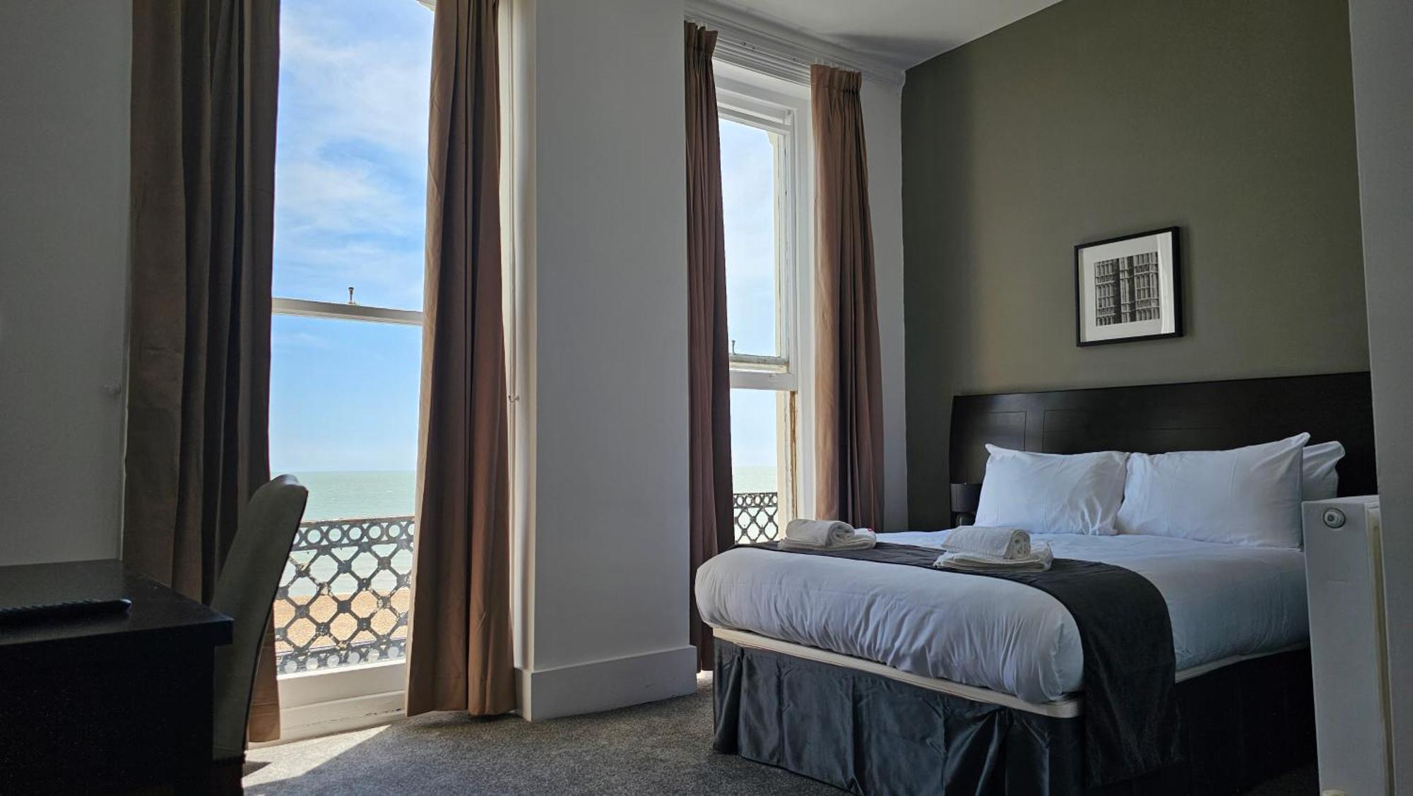 The Strand Hotel Истбурн Экстерьер фото